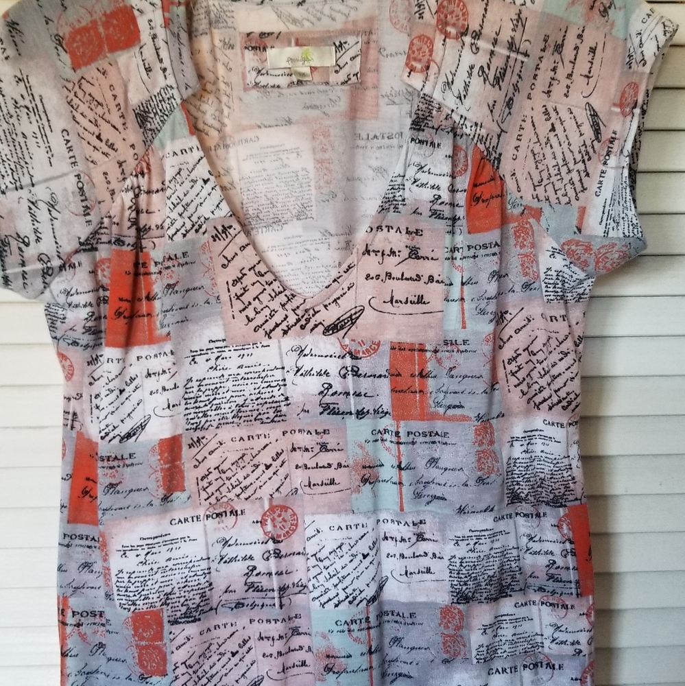 Women's shirt size M